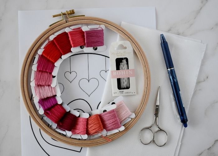How to Embroider Heart tutorial - tools and materials